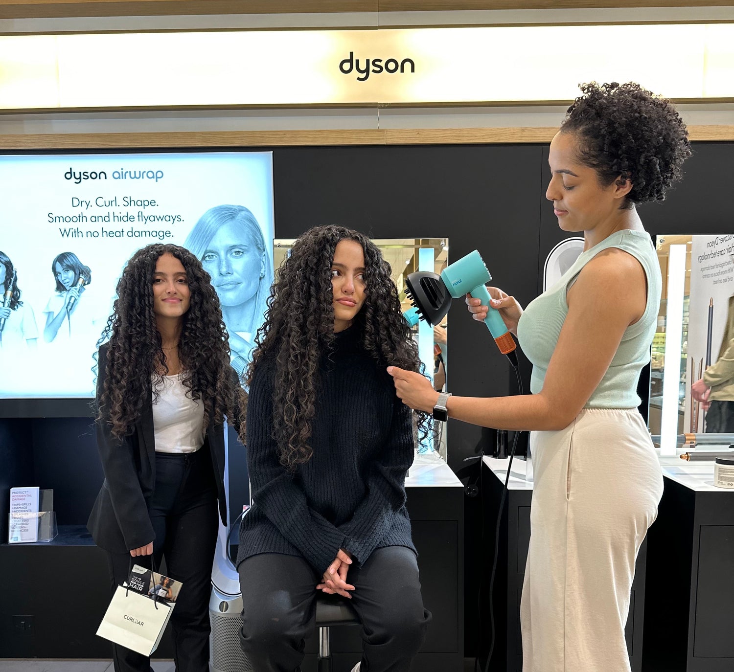 Curl Jar & Dyson Welcomes Shoppers To Talk About Products, Tools and Techniques